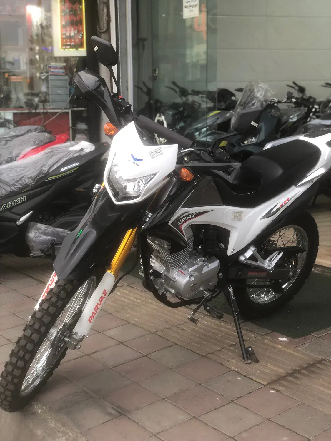 تریل پرواز ۱۴۰۳ در حد خشک|موتورسیکلت|رشت, یخسازی|دیوار