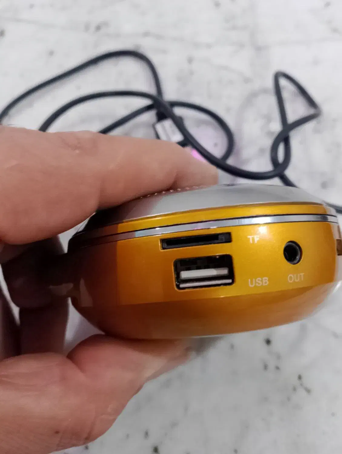 اسپیکر سالم بلوتوثی|پخش‌کننده همراه|نسیم‌شهر, |دیوار