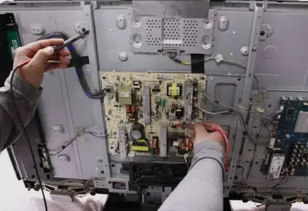 تعمیر تلویزیون درمنزل و نصب دیواری تلویزیون|خدمات پیشه و مهارت|کرمانشاه, |دیوار