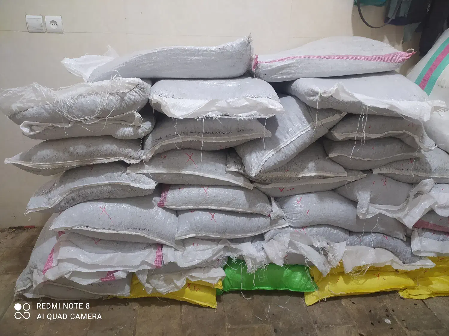 کشمش آفتابی درجه یک|عمده‌فروشی|دلیجان, |دیوار