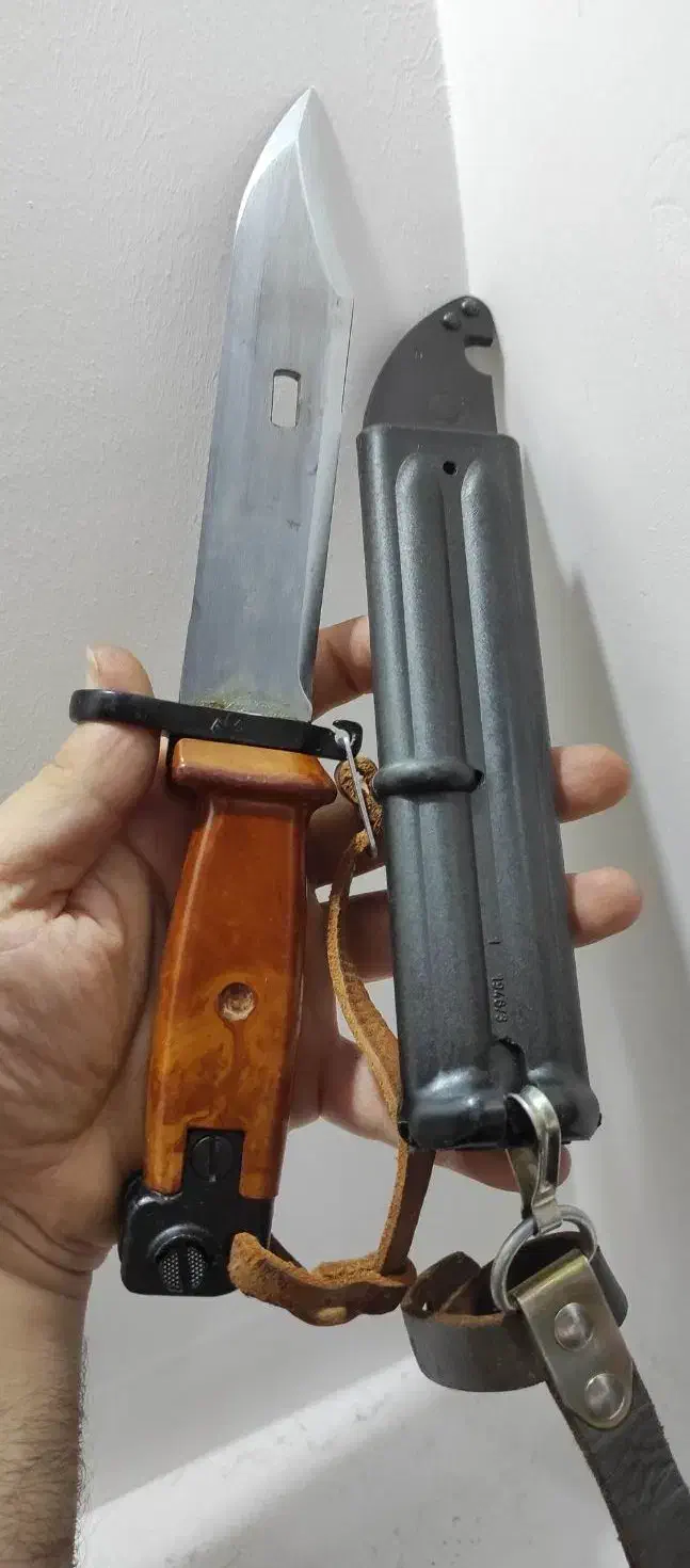 چاقو کاردسنگری قدیمی مناسب کوهنوردی کمپ ماشین|کلکسیون اشیاء عتیقه|دامغان, |دیوار