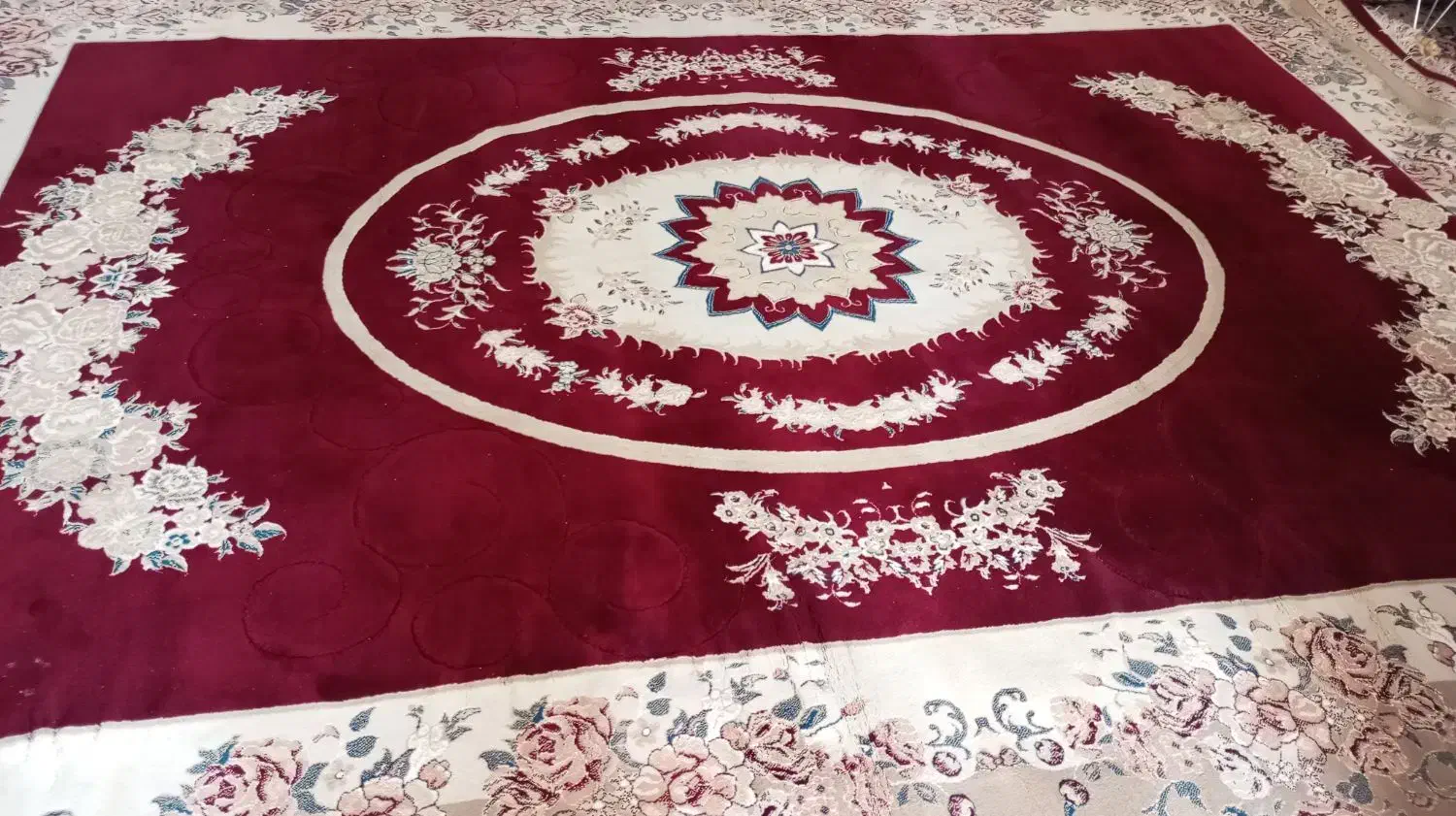 یک قطعه فرش ۱۲ متری|فرش|مرودشت, ثبت احوال|دیوار