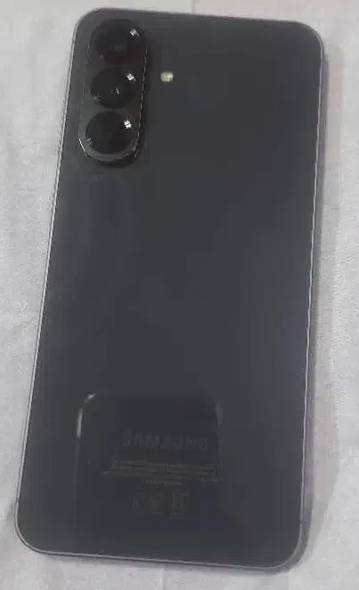 گوشی سامسونگ A56حافظه ۱۲۸رم۸ درحد اک ۳ ماه کار|موبایل|قم, تعویض پلاک|دیوار