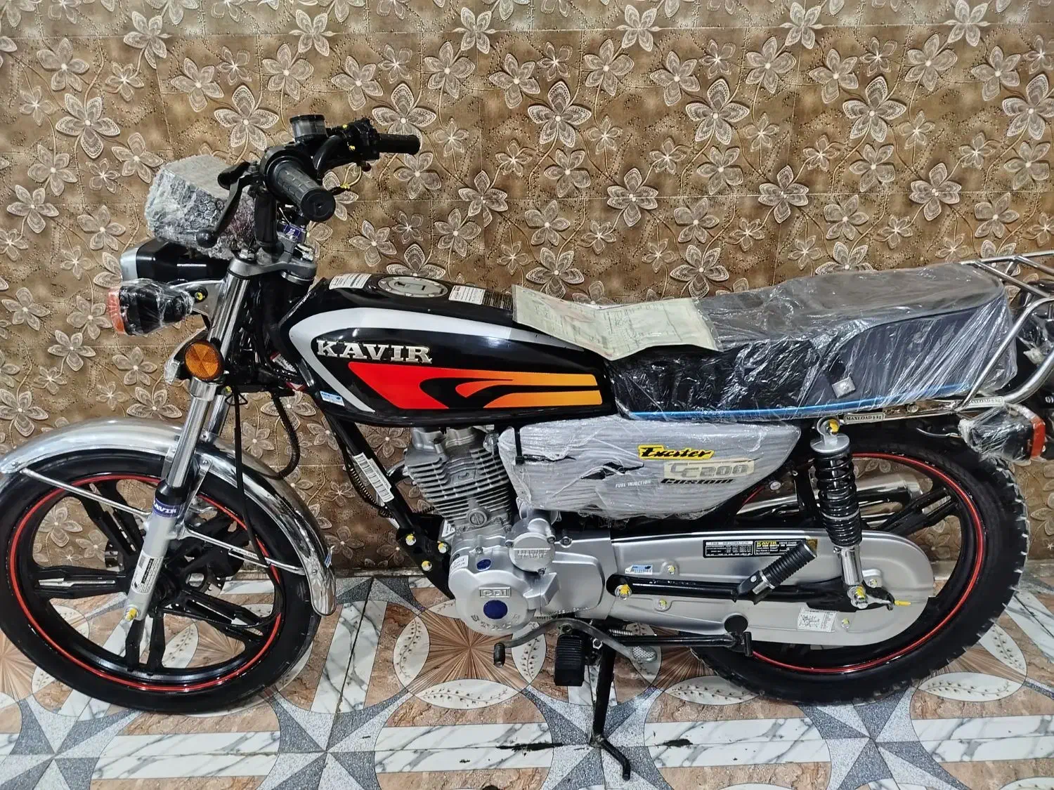 سی جی ۲۰۰کویر درحدصفر سی دی ای مدارک کامل|موتورسیکلت|میناب, |دیوار