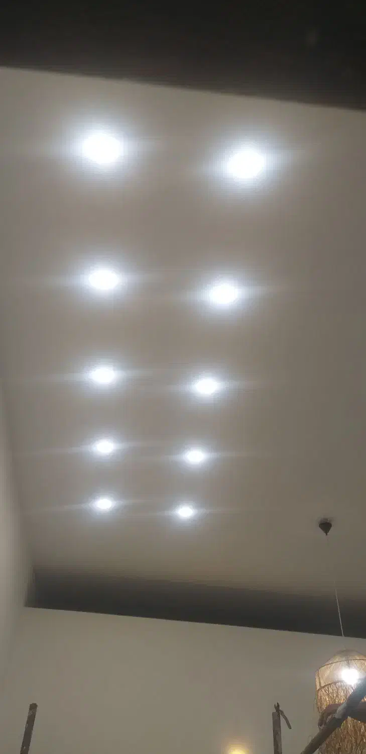 برقکاری برق کاری سیم کشی ساختمان|خدمات پیشه و مهارت|قزوین, |دیوار