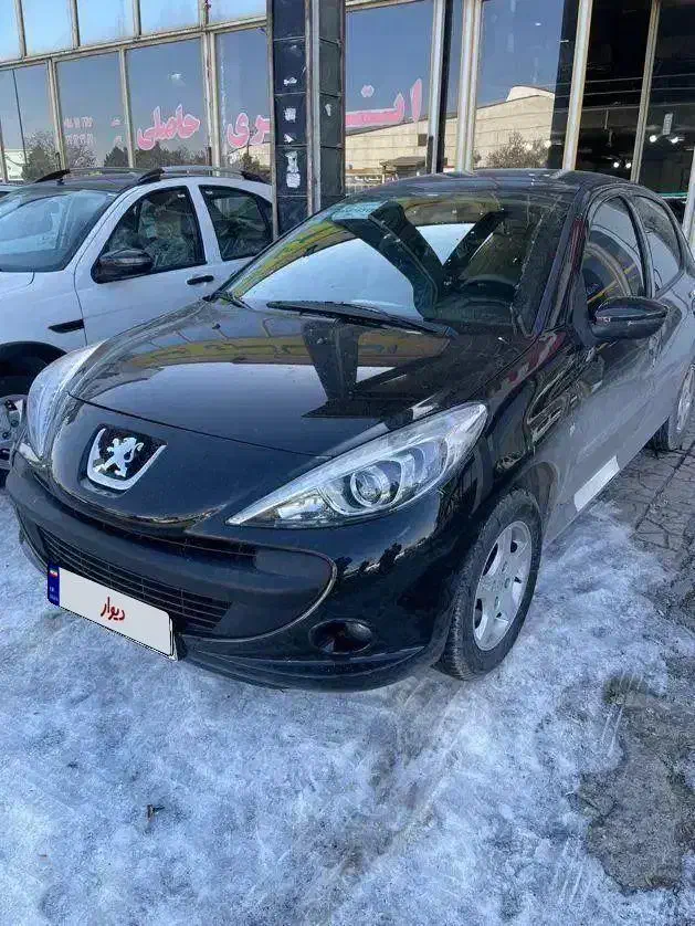 پلاس۲۰۷ tu5p سقف پانا مشکی ۱۴۰۴ صفر|خودرو سواری و وانت|همدان, |دیوار