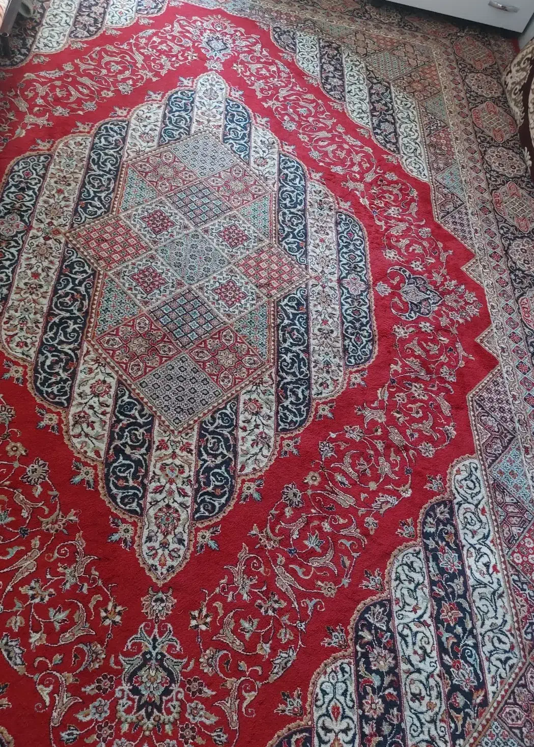 باسلام. ی جفت قالی ۱۲ متری باطرح زبیا ونخ پنبه|فرش|تایباد, |دیوار
