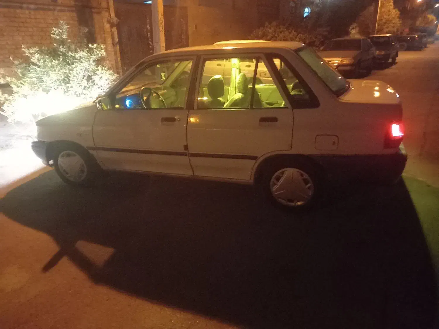 پراید سفید|خودرو سواری و وانت|شیراز, سایت اداری|دیوار