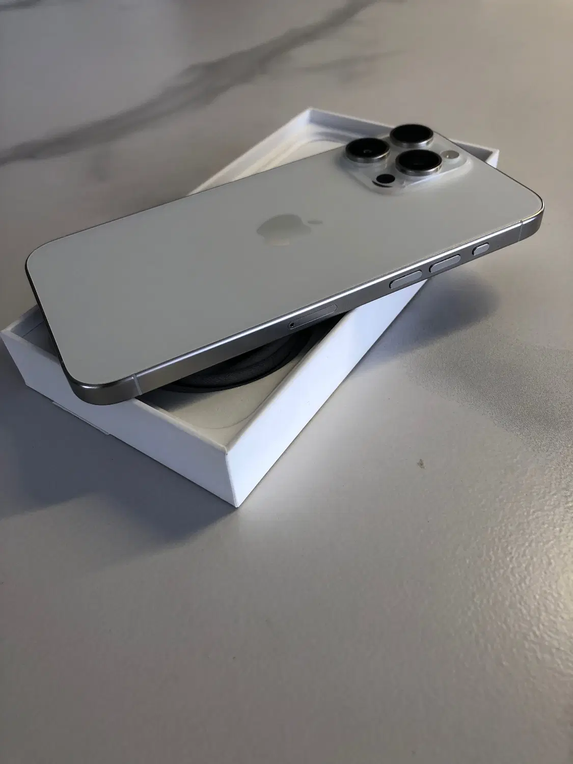 Iphone 15pro max Zaa 256|موبایل|شیراز, ابیوردی|دیوار