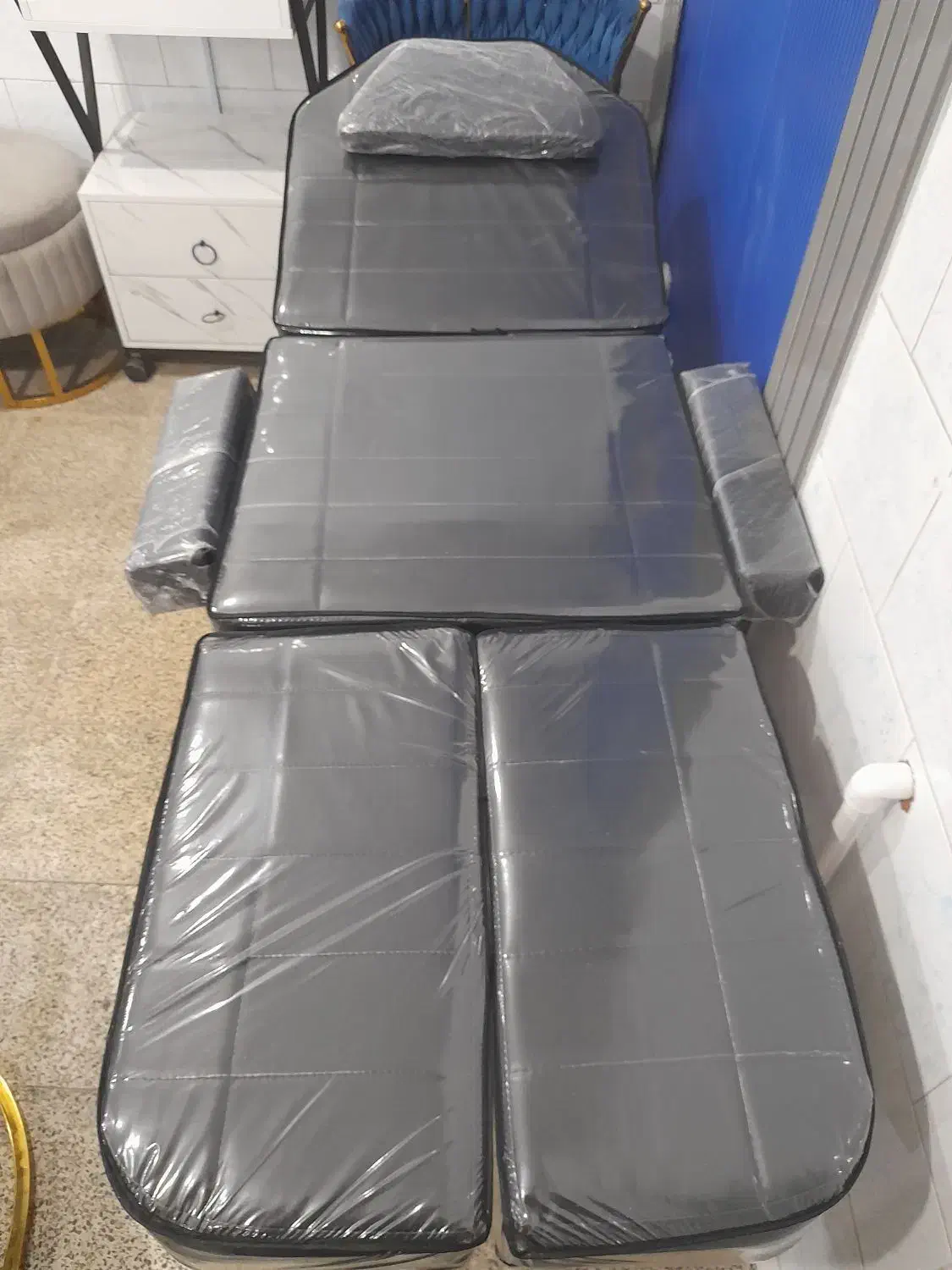 ترولی صندلی استاد کار تخت فیشال بخور آینه کنسول|آرایشگاه و سالن‌های زیبایی|آستارا, |دیوار