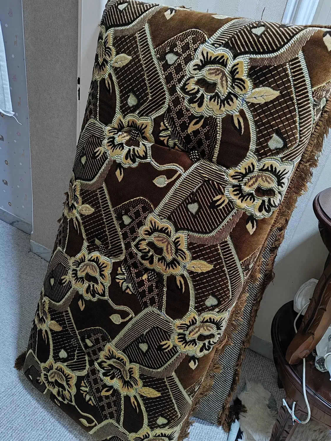 پشتی|پشتی|تبریز, |دیوار