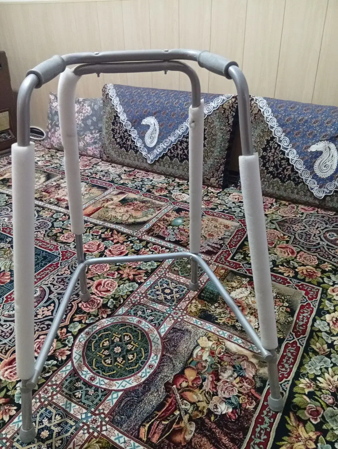 واکر|آرایشی، بهداشتی، درمانی|مشهد, سجادیه|دیوار