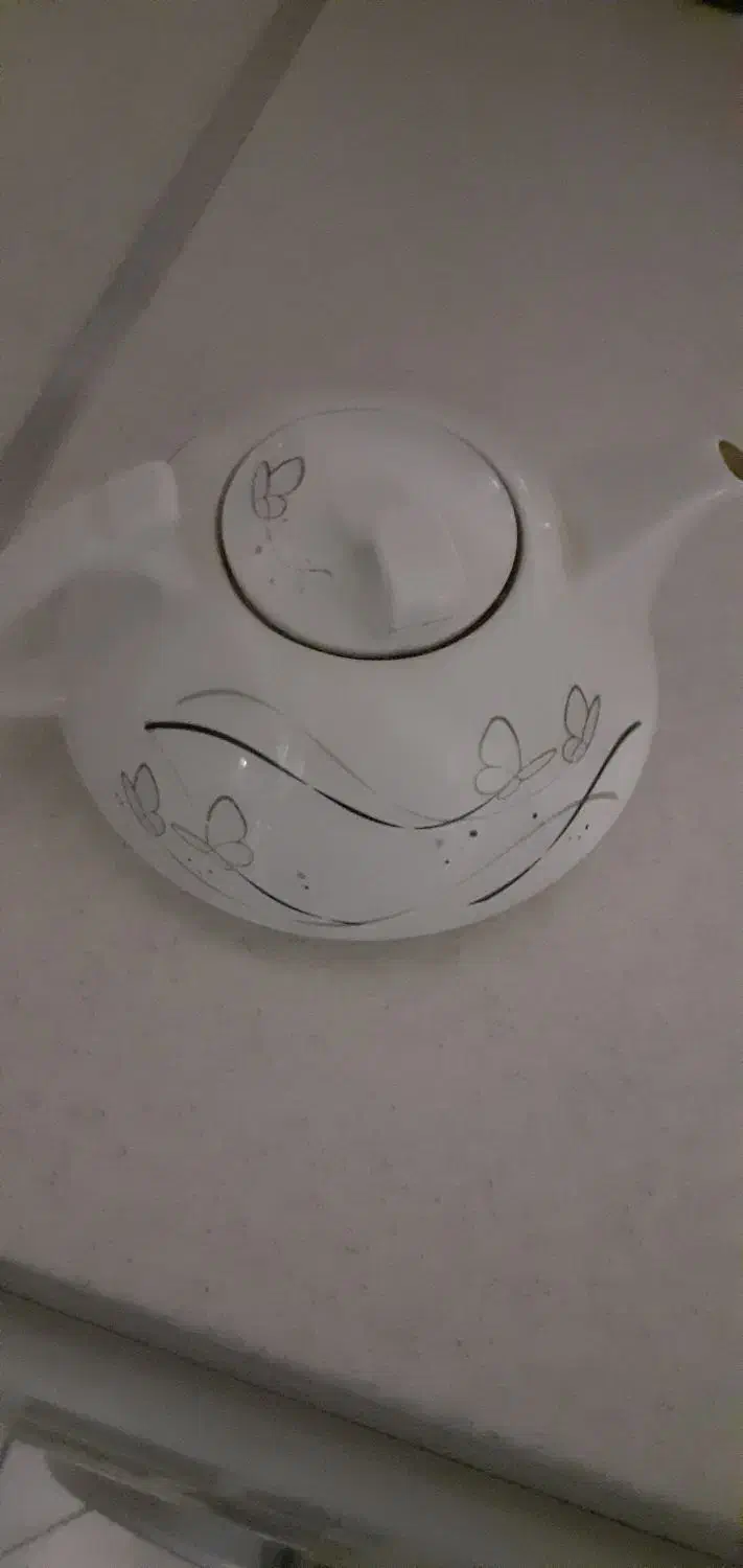 یک عددقوری درحدنوع استفاده نشده|قوری، کتری، قهوهساز دستی|تبریز, |دیوار