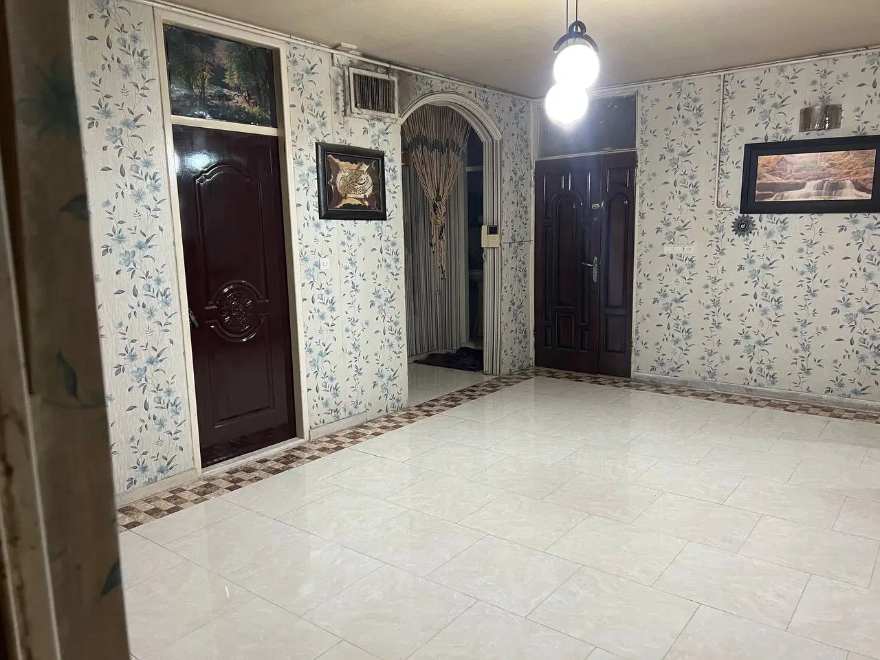 واحد ۹۳ متری پارکینگ دار|فروش آپارتمان|ورامین, ورامین|دیوار