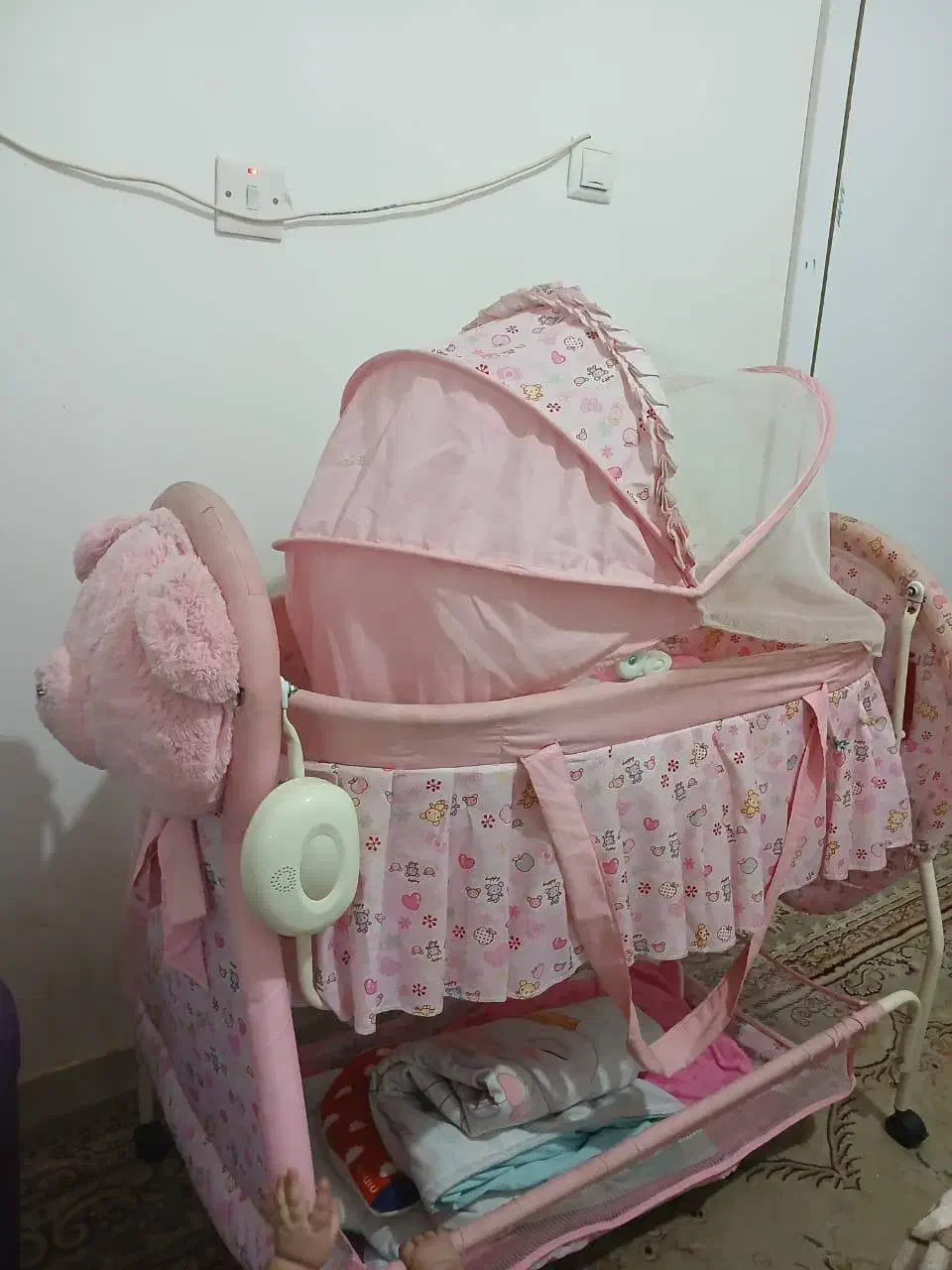 گهواره کودک|تخت و سرویس خواب|جم, |دیوار