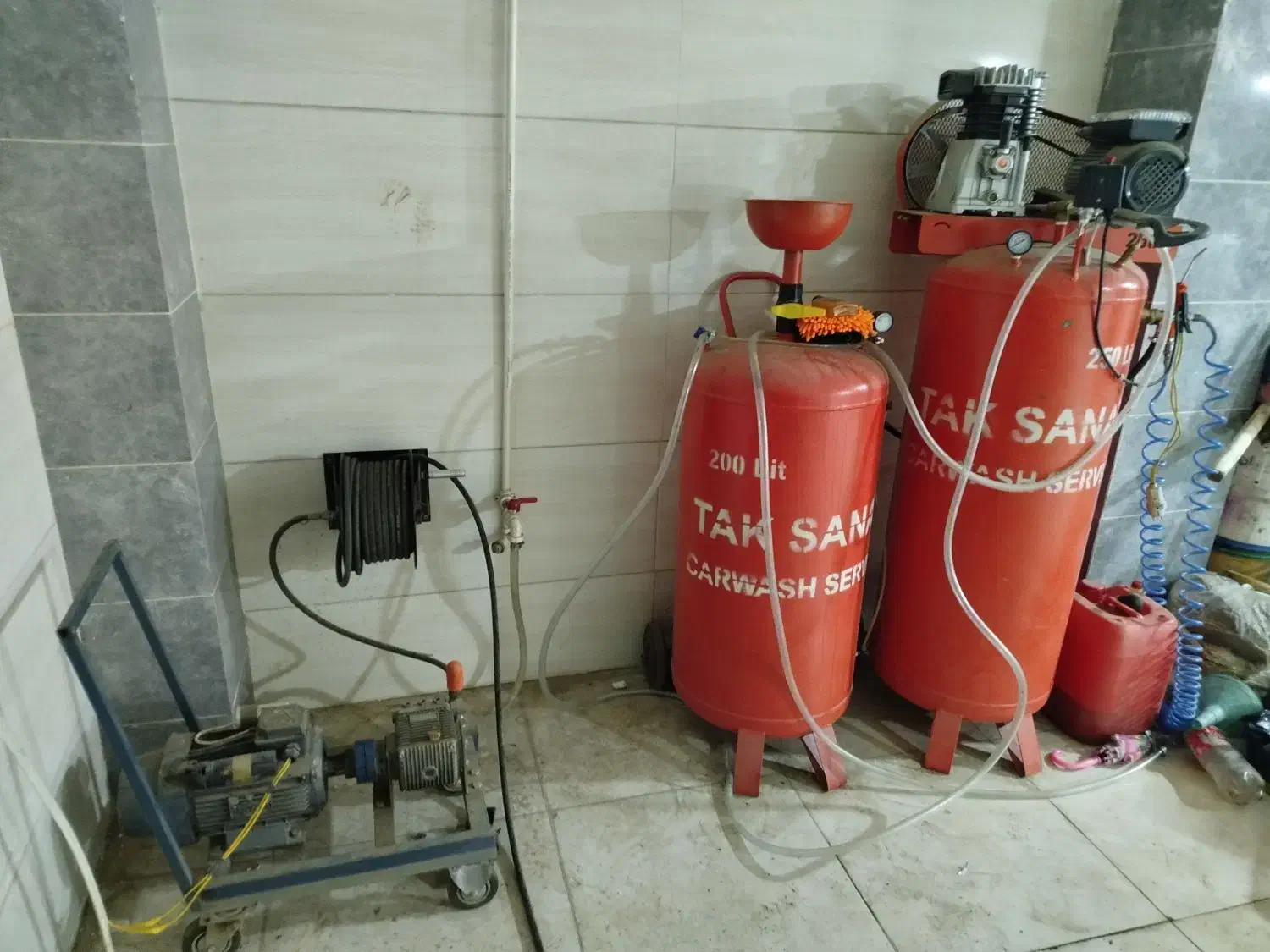 کارواش درحد نو|خدمات نظافت|مریوان, |دیوار