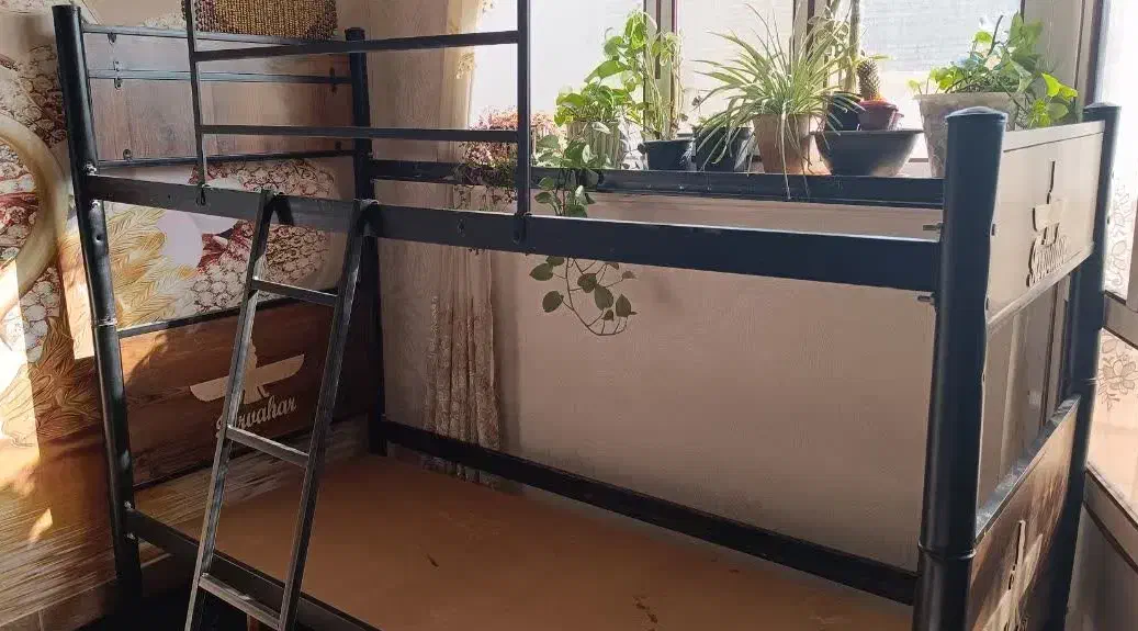 تختخواب دو طبقه|تخت و سرویس خواب|نجفآباد, گلدشت|دیوار