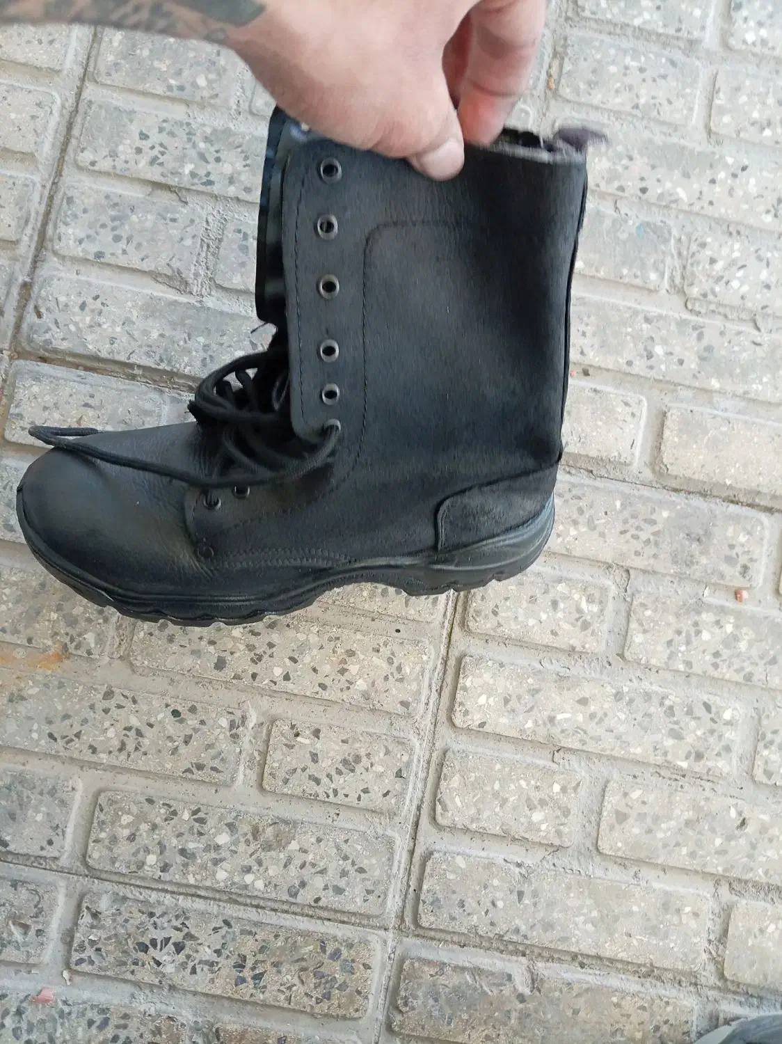 پوتین سربازی مشکی|کوهنوردی و کمپینگ|نجفآباد, جعفرآباد|دیوار