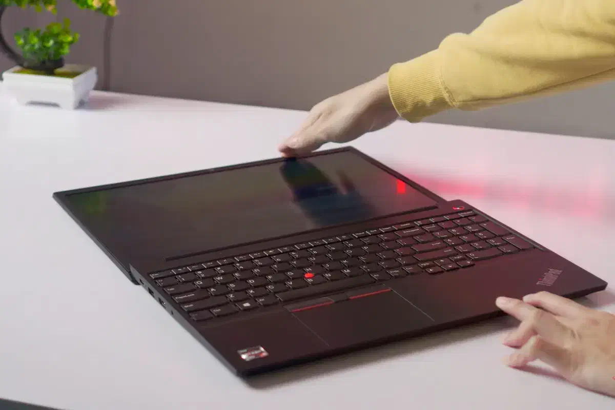 لپ تاپ Lenovo Thinkpad E15 پردازنده i5 نسل ۱۰|رایانه همراه|همدان, |دیوار