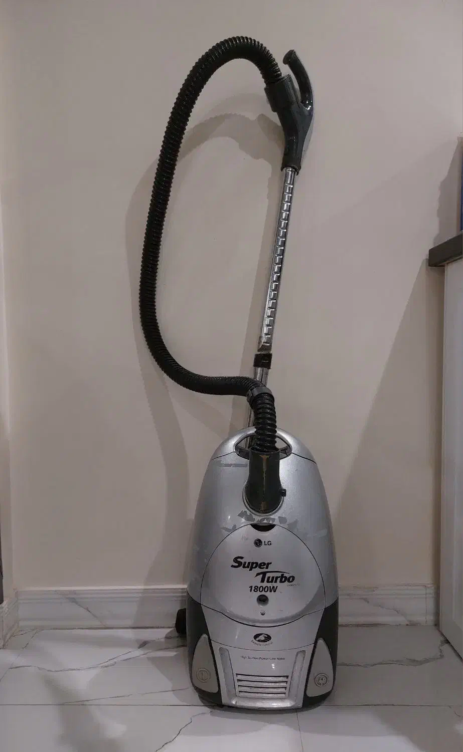 جاروبرقی ال جی اصل|جاروبرقی، جارو شارژی، بخارشو|تهران, نارمک جنوبی|دیوار