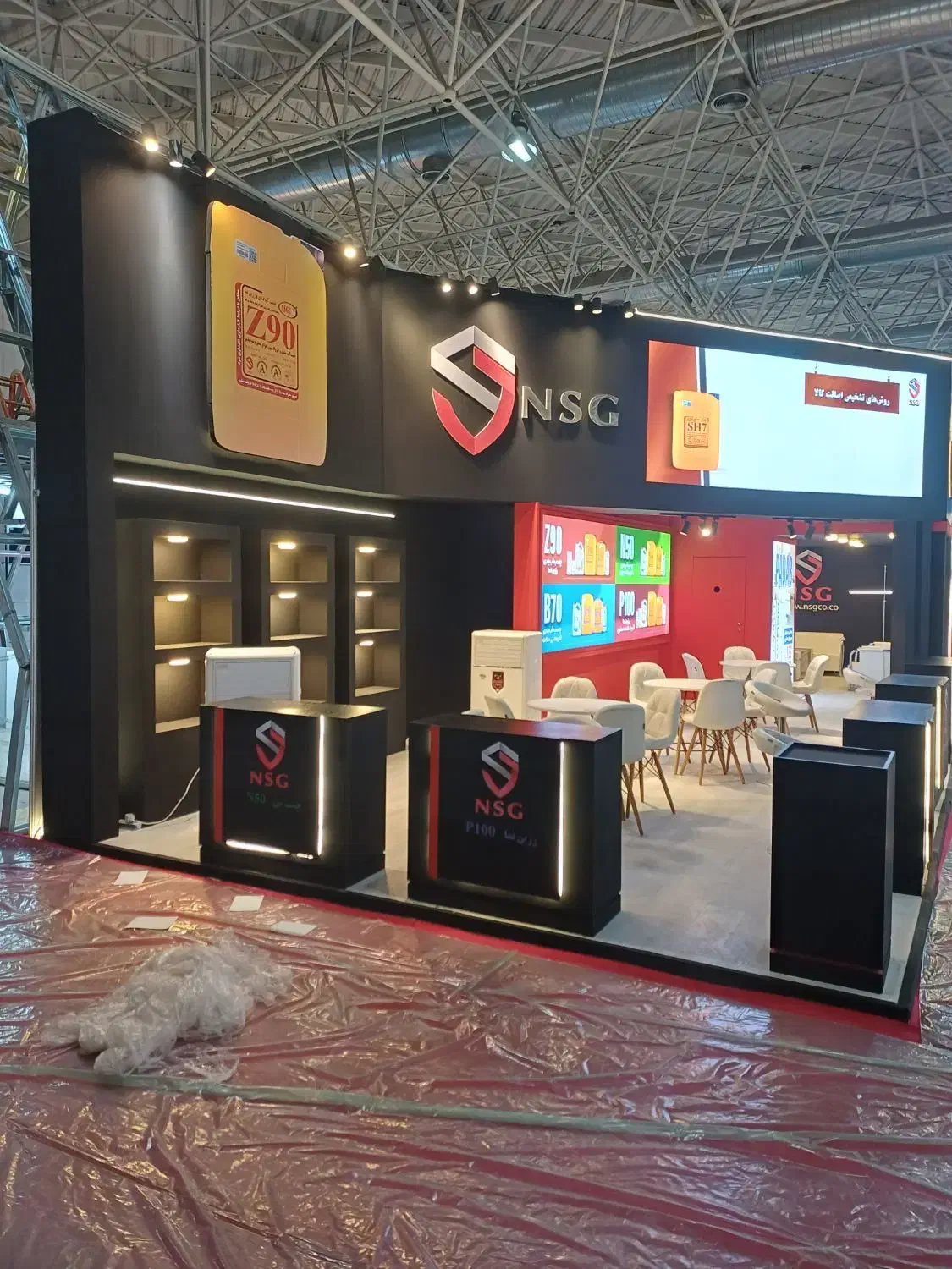 نیروی ماهر،نیمه ماهر،ساده برقکاری دکور|استخدام صنعتی، فنی، مهندسی|تهران, نمایشگاه بین المللی|دیوار