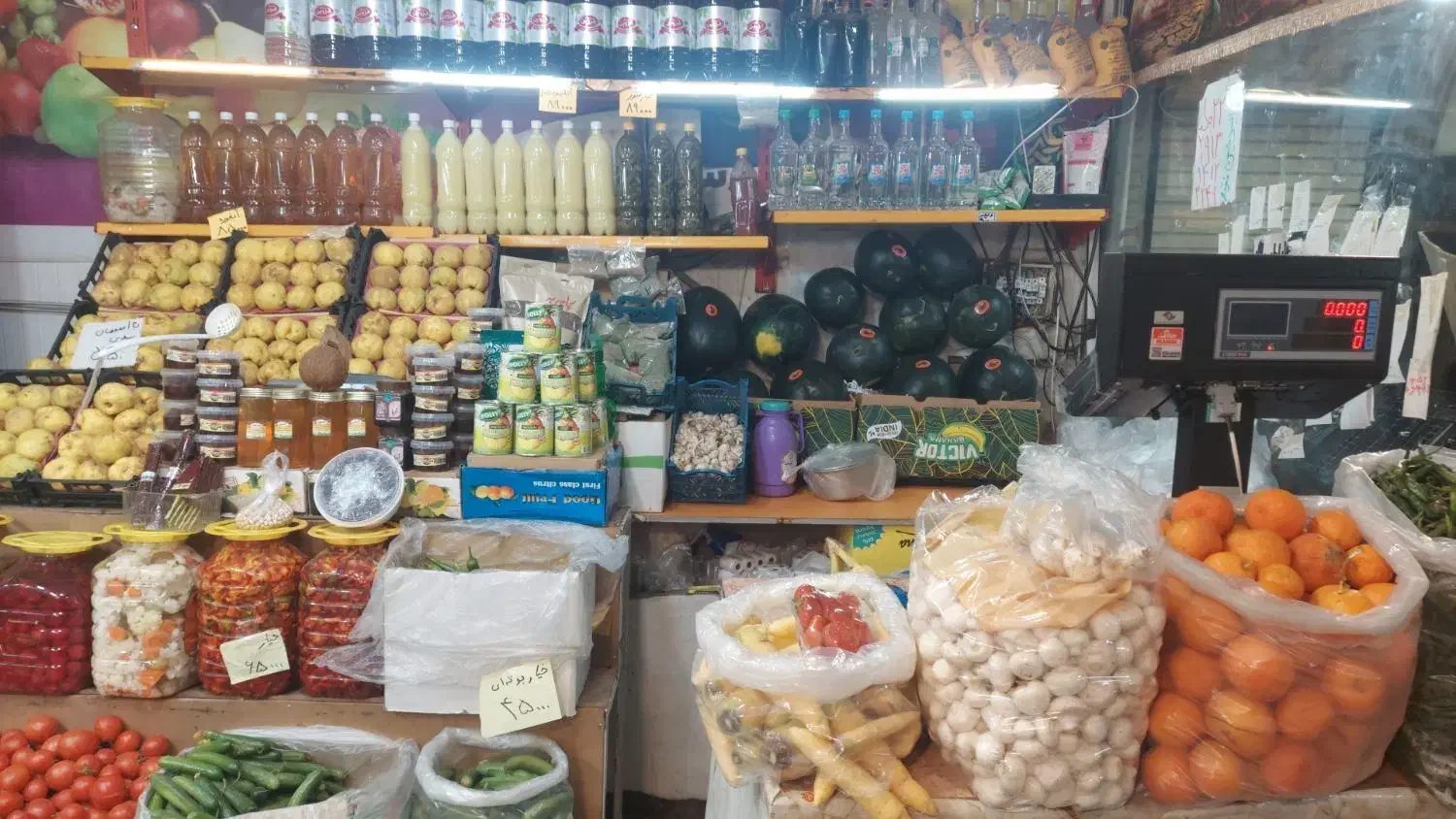تمام وسایل میوه فروشی یکجا|فروشگاه و مغازه|قم, پردیسان|دیوار