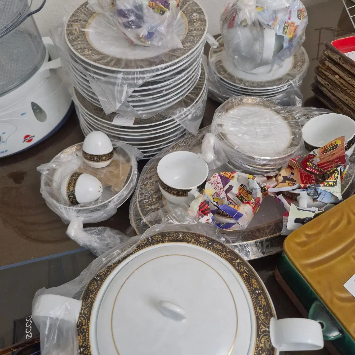 بخار پز و پلوپز.چای ساز و ظروف پذیرایی|ظروف پختوپز|صدرا-فارس, فاز ۱|دیوار