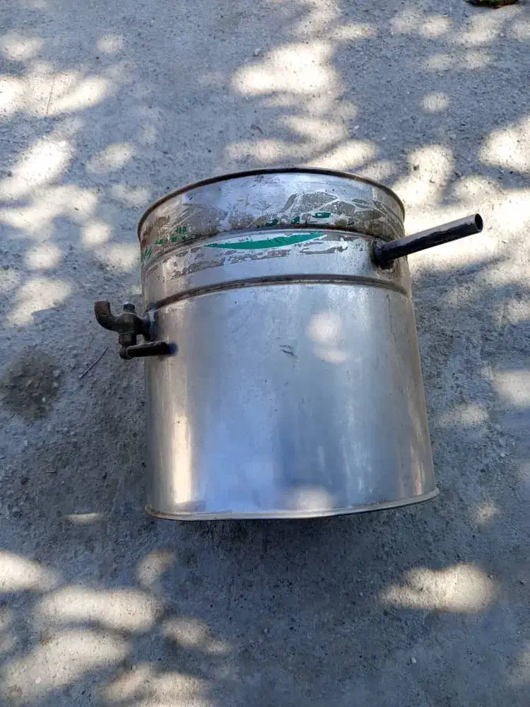 دیگ گلاب گیری|ظروف پخت‌وپز|میناب, |دیوار