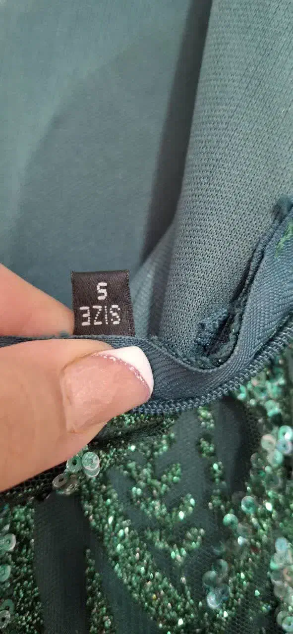 لباس مجلسی فروش فوری|لباس|اندیشه, اندیشه فاز ۱|دیوار