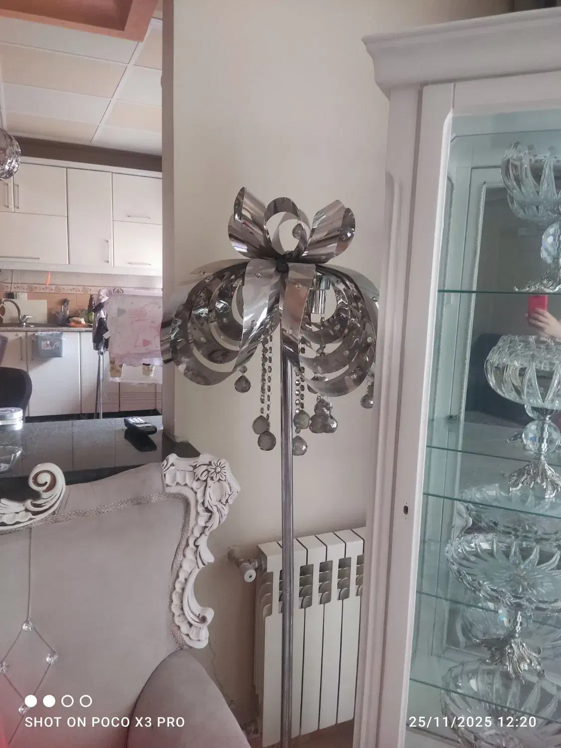 آباژور ایستاده|چراغ خواب و آباژور|همدان, |دیوار