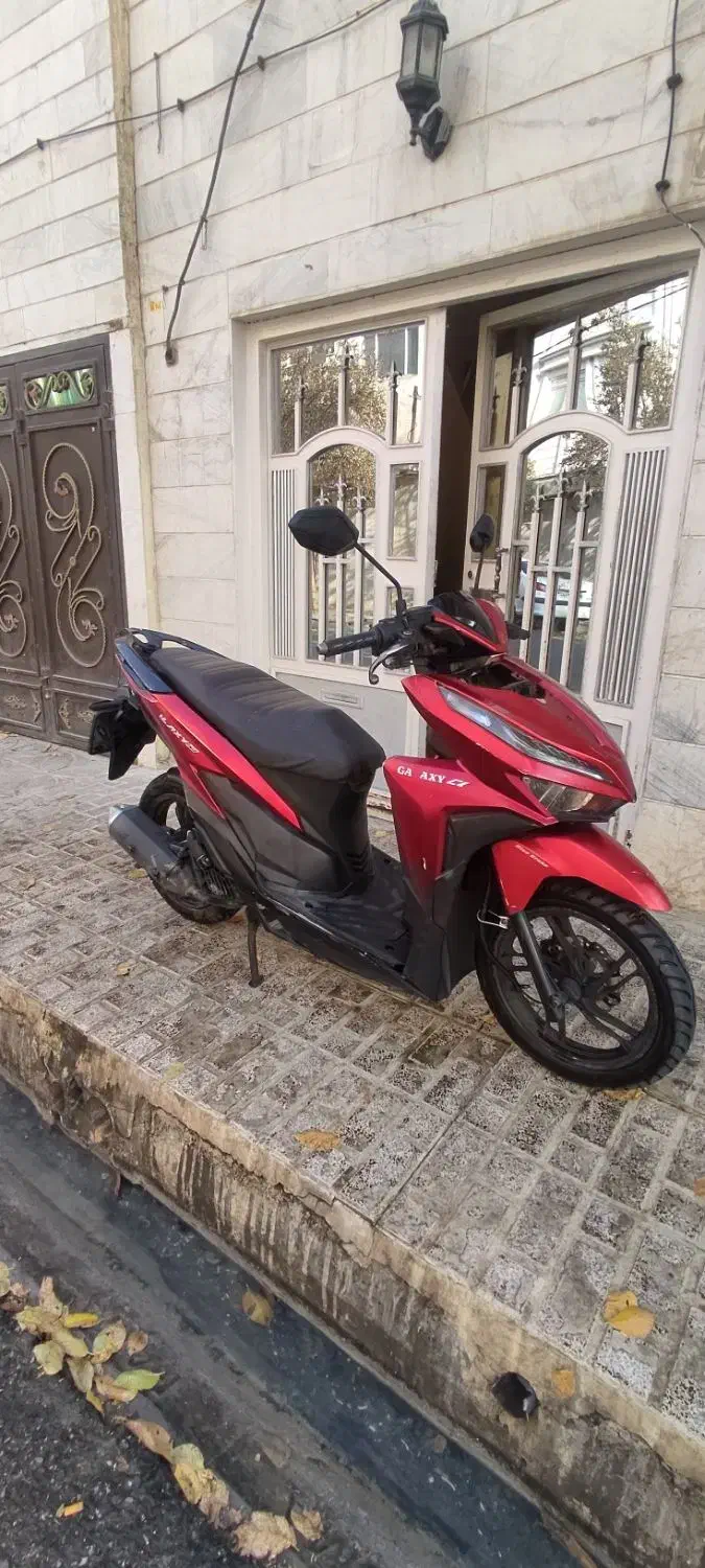 موتور طرح کلیک مدل۱۴۰۰|موتورسیکلت|اسلامشهر, شهرک مفیدی|دیوار