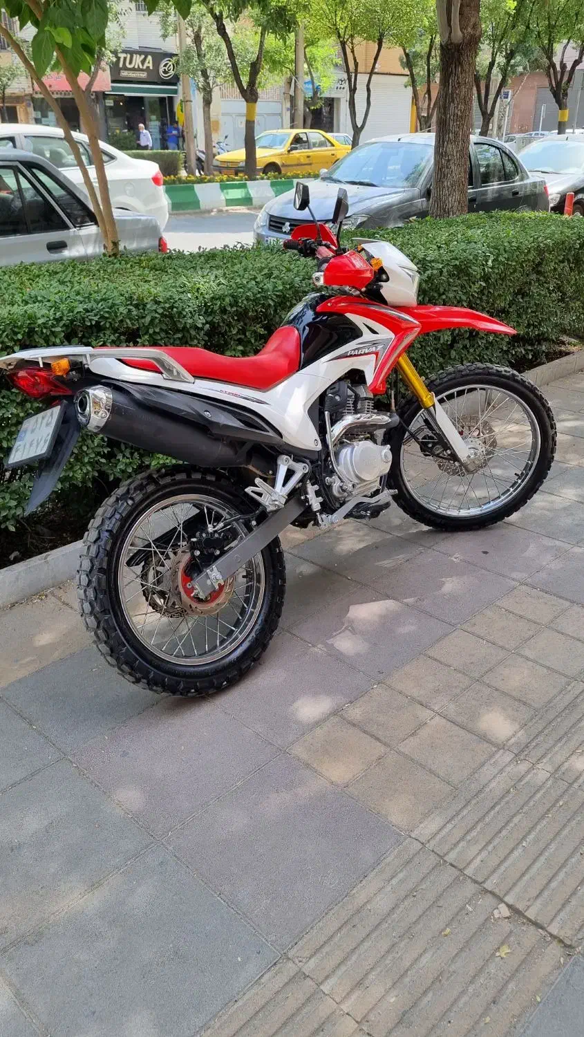 معاوضه پرواز ۲۰۰|موتورسیکلت|اراک, |دیوار