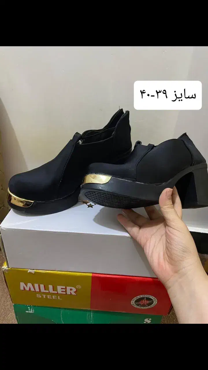 کفش زنانه تک سایز بدلیل جمع‌آوری مغازه فقط ۲۵۰تومن|کیف، کفش، کمربند|دهلران, |دیوار