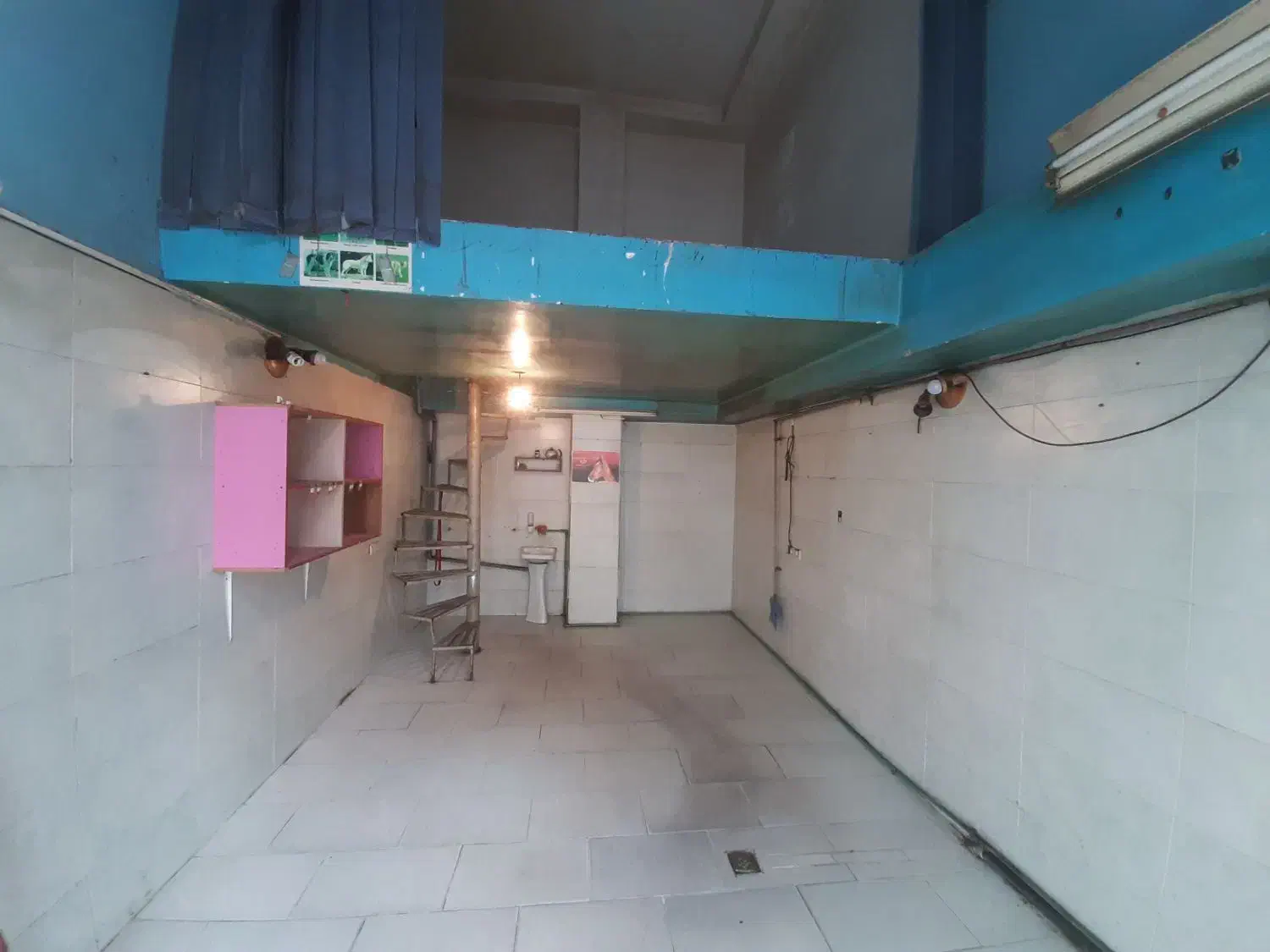 ۳۰ متر تجاری بر خیابون ساری|اجارهٔ مغازه و غرفه|قائم‌شهر, |دیوار