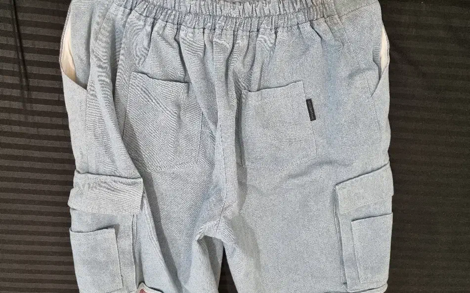 شلوارک بگ|لباس|رشت, دیانتی|دیوار