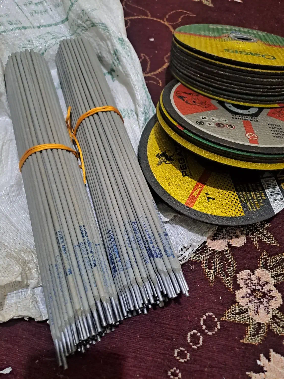 صحفه سنگ|ابزارآلات|سیرجان, |دیوار