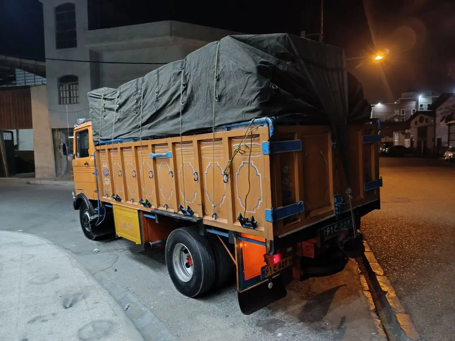 خاور 813|خودرو سنگین|قم, عمار یاسر|دیوار