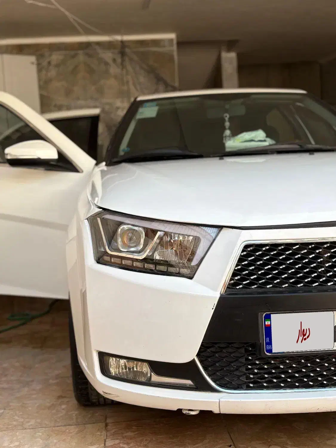 دنا پلاس توربو ۶ دنده دستی سانروف رینگ الومینیومی|خودرو سواری و وانت|اصفهان, کساره|دیوار