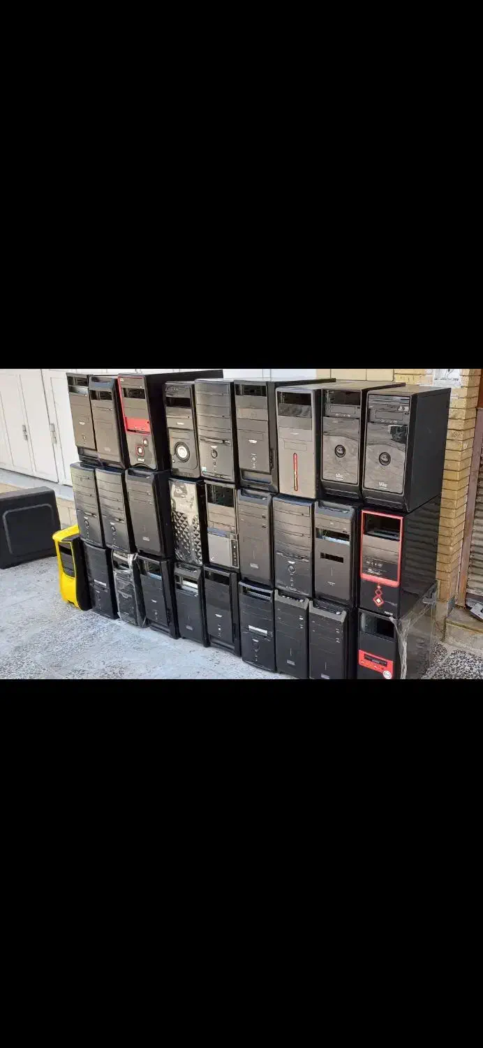 تعدادی کیس مشکی|قطعات و لوازم جانبی رایانه|شیراز, شهرک پرواز|دیوار