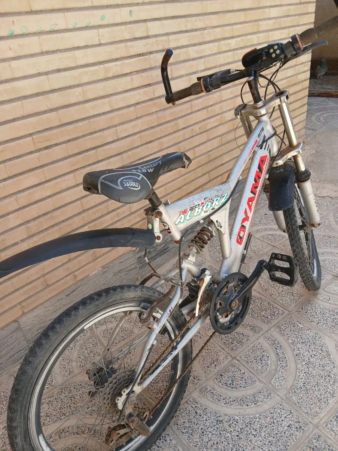 سایز۲۰سالم و تمیز با بوق چراغ پلیسی|دوچرخه، اسکیت، اسکوتر|اصفهان, ملکشهر|دیوار