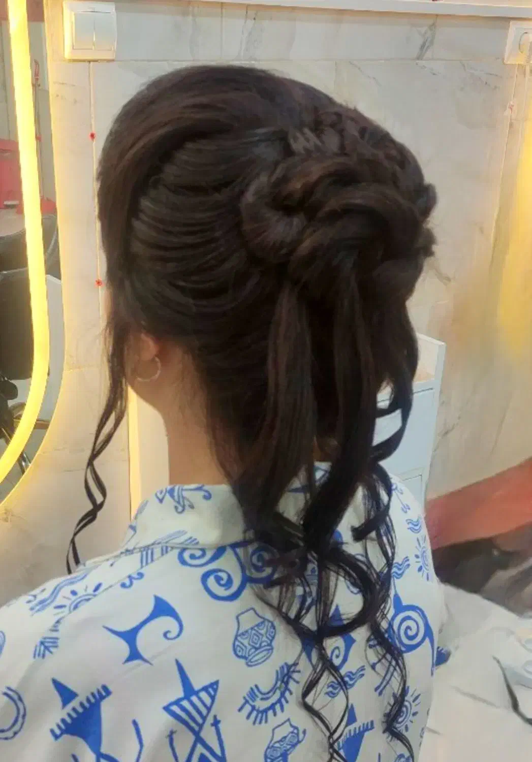 شینیون کار|خدمات آرایشگری و زیبایی|ماهدشت, |دیوار