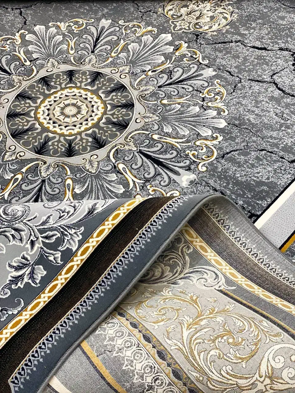 فرش های ۷۰۰ شانه اصل  خرید از تولیدی|فرش|کاشان, شهرک صنعتی راوند|دیوار