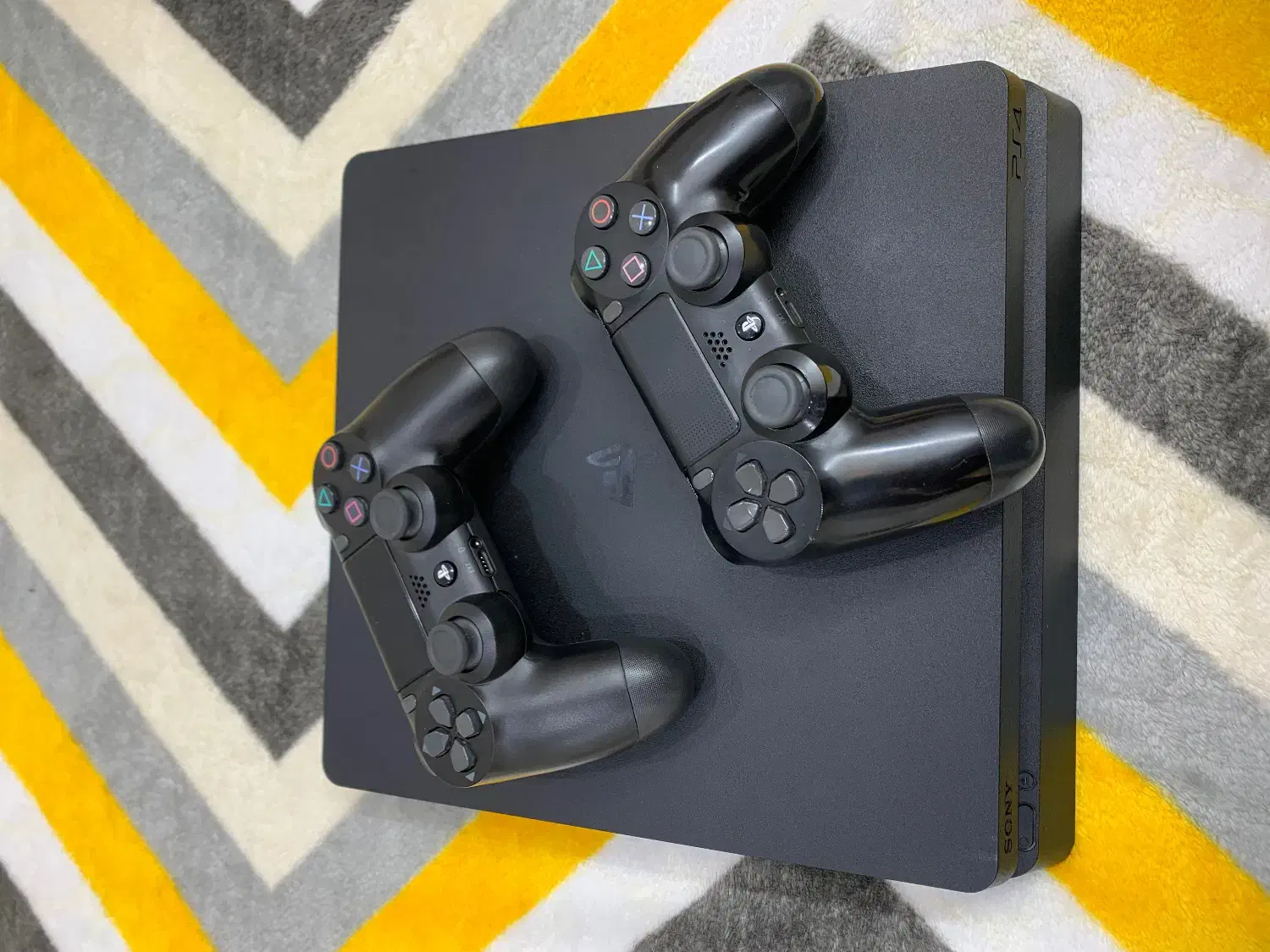 فروش PS4 کپی خور دو دسته یک ترا با دیسک و کلی بازی|کنسول، بازی ویدئویی و آنلاین|بابل, |دیوار
