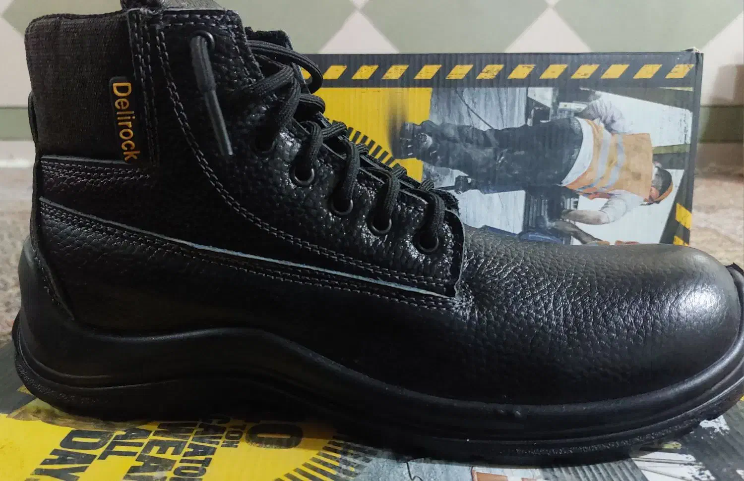 کفش کار مدل wolf|کیف، کفش، کمربند|گتوند, |دیوار