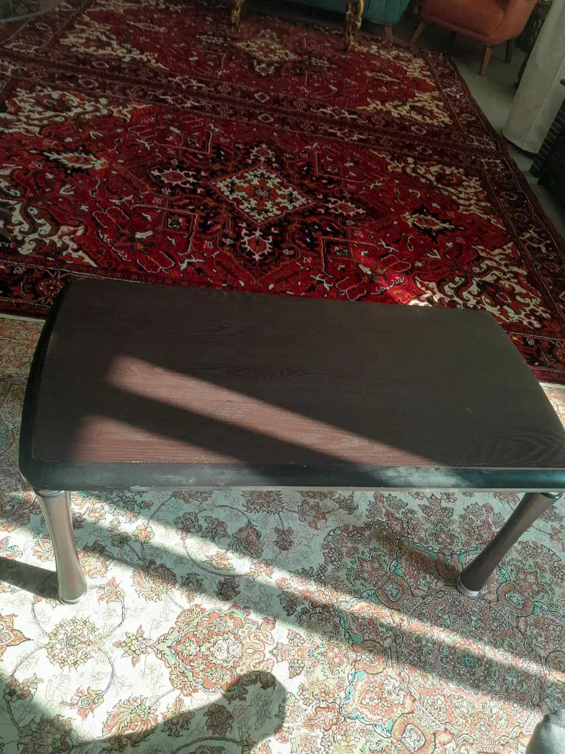 میز گرد طرح قارچ شیشه ای میز مستطیل طرح چوب|مبلمان خانگی و میز عسلی|تبریز, |دیوار