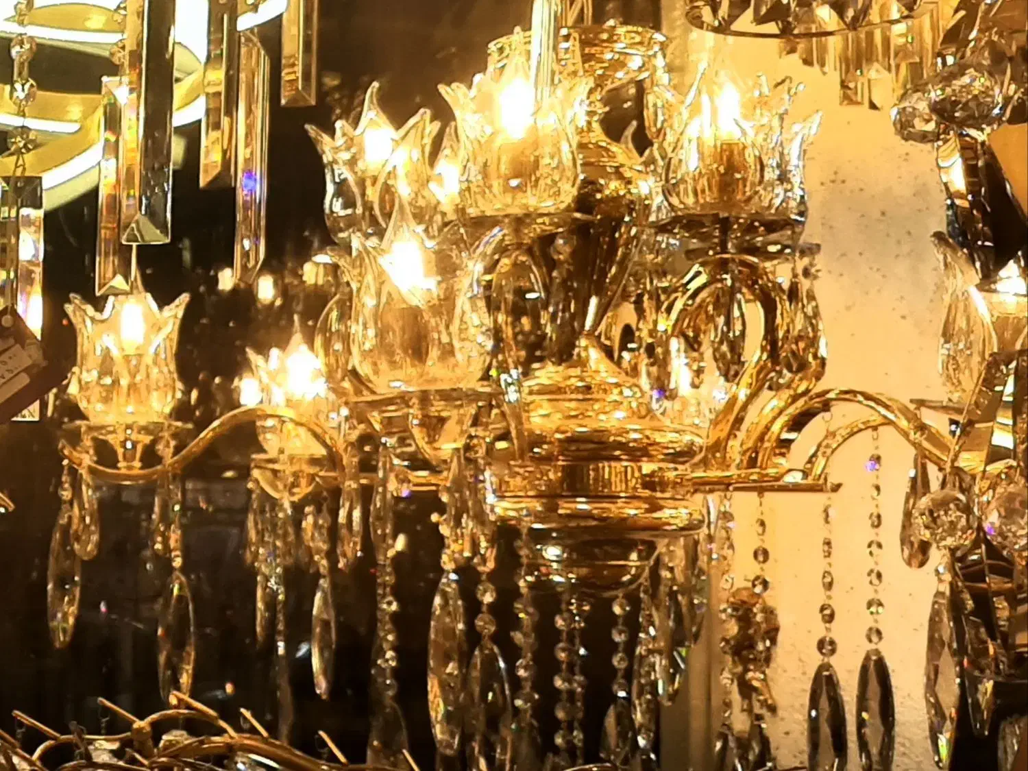 انواع لوستر آبطلا با اقساط ۱۰ماهه بدون پیش پرداخت|لوستر و چراغ آویز|اراک, |دیوار