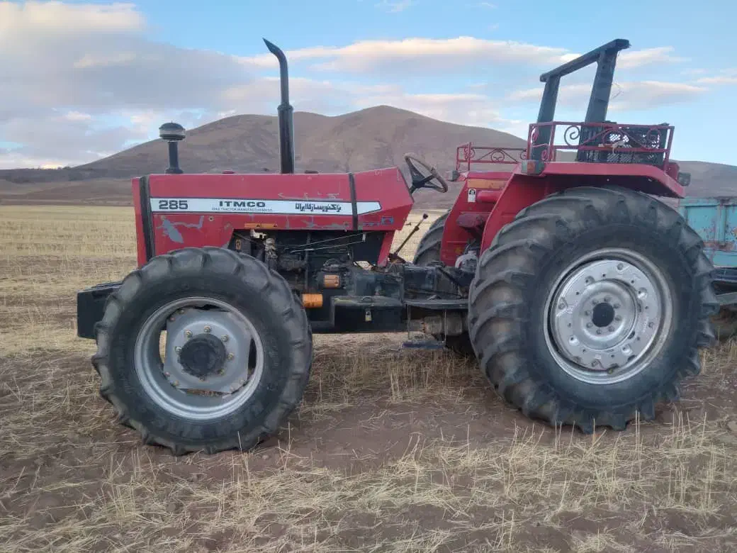 تراکتور۲۸۵ مدل۸۸|خودرو سنگین|تکاب, |دیوار