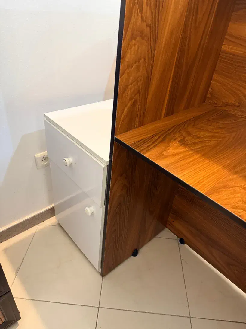 میز کانتر|دفتر کار|ساری, |دیوار