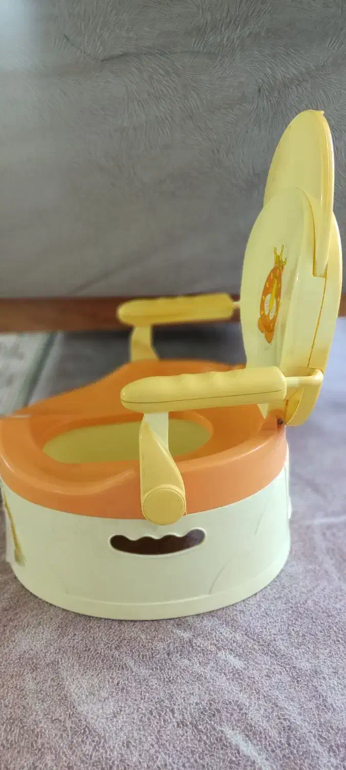 صندلی شست و شو و قصری|اسباب و اثاث بچه|فلاورجان, |دیوار