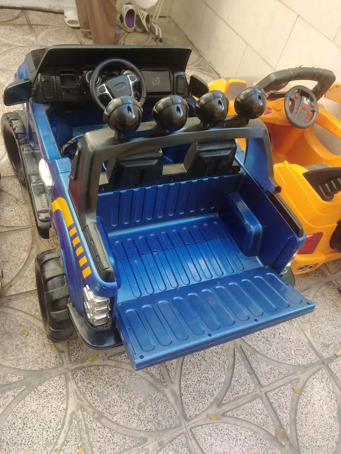 حراج ماشین شارژی زیر قیمت فوری فروشی|اسباببازی بچه|ری, دیلمان|دیوار